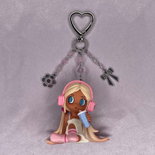 Load image into Gallery viewer, Peach Riot Sleepover Series Keychains