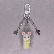 Load image into Gallery viewer, Sylvanian Families Keychains