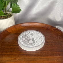Load image into Gallery viewer, Selenite (Satin Spar) Small Engraved Plate - Yin Yang
