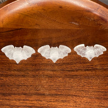 Load image into Gallery viewer, Clear Quartz Bat
