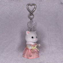Load image into Gallery viewer, Persian Cat Sylvanian Families Keychains
