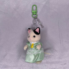 Load image into Gallery viewer, Tuxedo Cat Sylvanian Families Keychains
