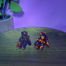 Load image into Gallery viewer, Yooperlite Thing
