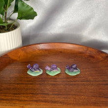 Load image into Gallery viewer, Snails on Lilypads
