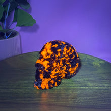 Load image into Gallery viewer, Yooperlite Skull
