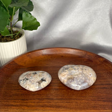 Load image into Gallery viewer, Flower Agate Hearts

