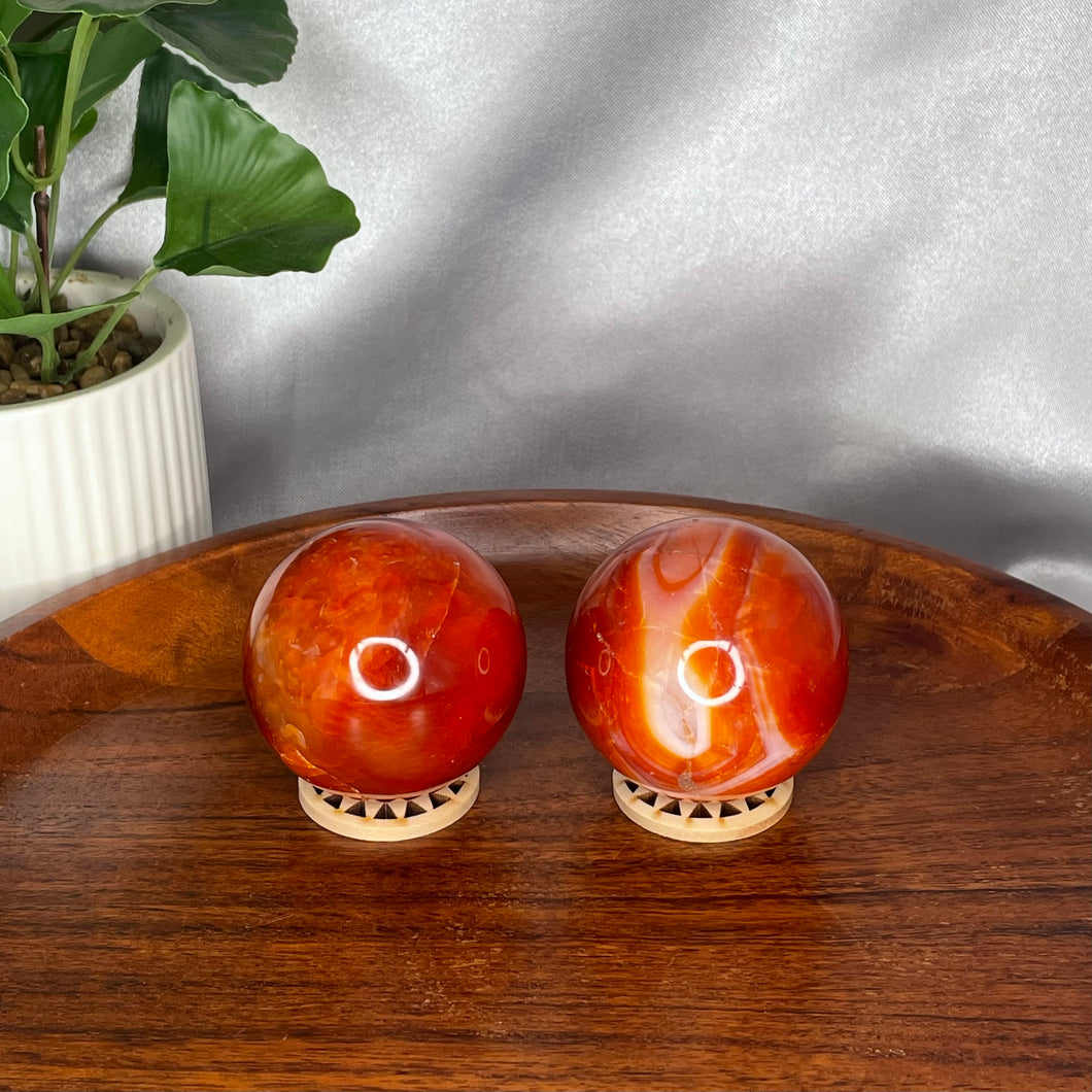 Carnelian Spheres