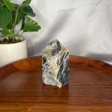 Load image into Gallery viewer, Sphalerite Tower
