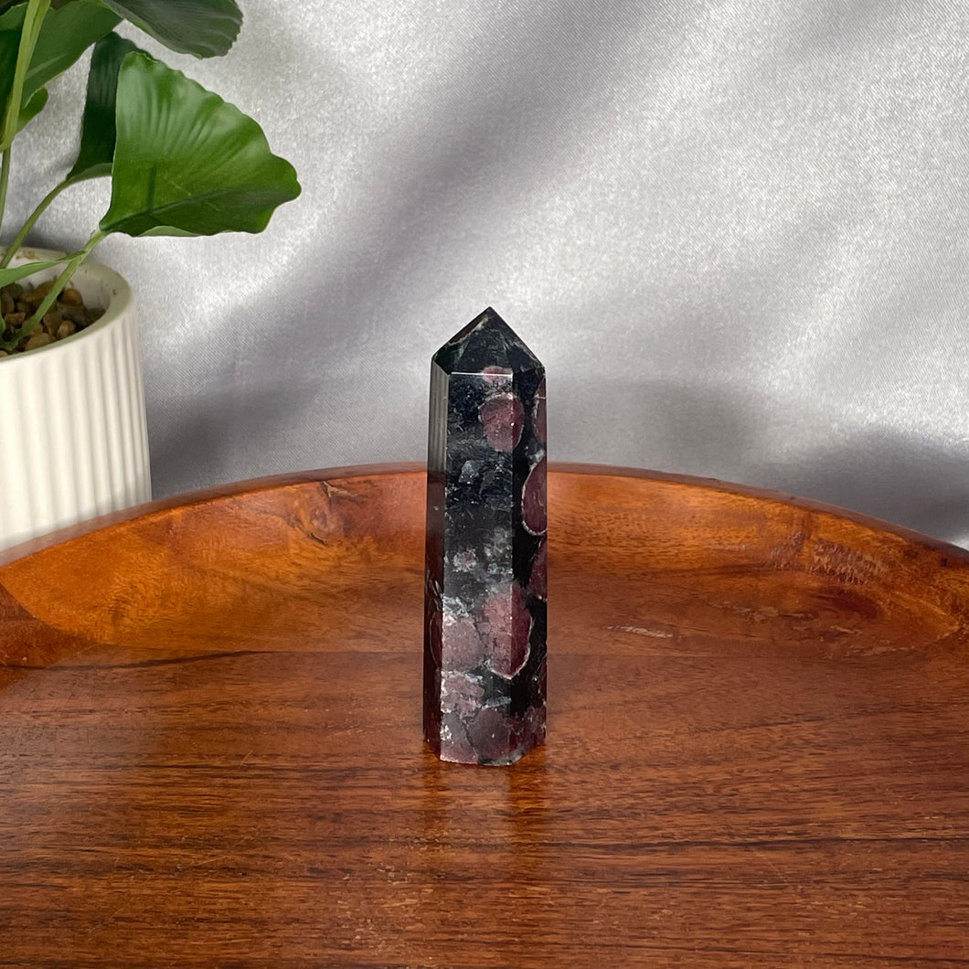 Garnet & Arfvedsonite Towers