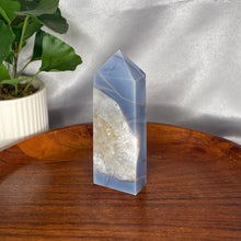 Load image into Gallery viewer, Agate Towers
