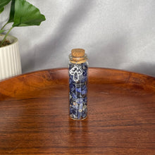 Load image into Gallery viewer, Medium Chip Bottles
