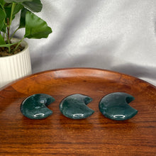 Load image into Gallery viewer, Moss Agate Moon
