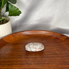 Load image into Gallery viewer, Mexican Lace Agate Palm Stones
